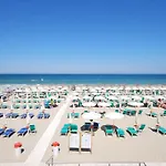 Clara 3*