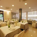 Clara Hotel 3*