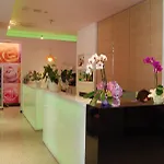 Clara Hotel