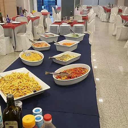 Hotel Clara