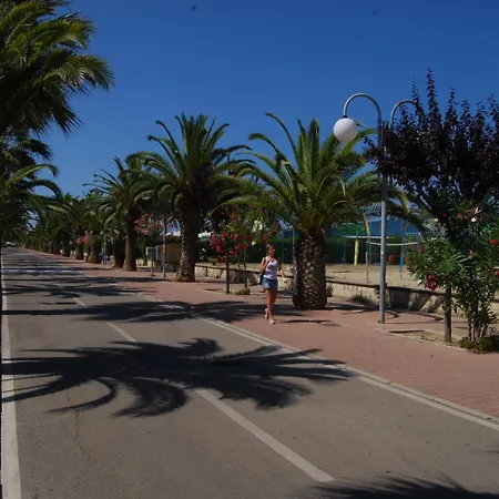 Otel Clara Tortoreto